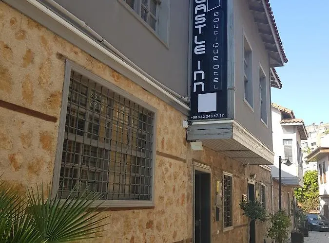 Castle Boutique *